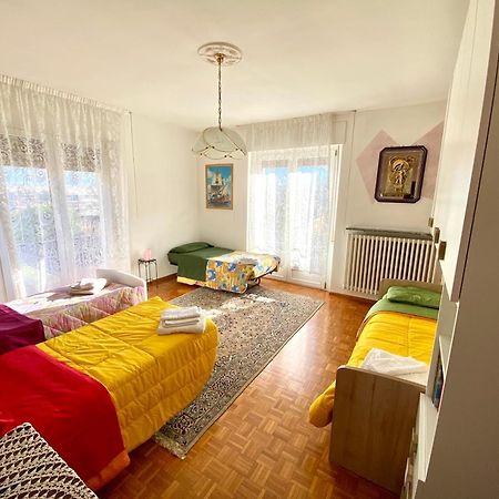 מצולומברדו Retro Apartment In The Mountains מראה חיצוני תמונה