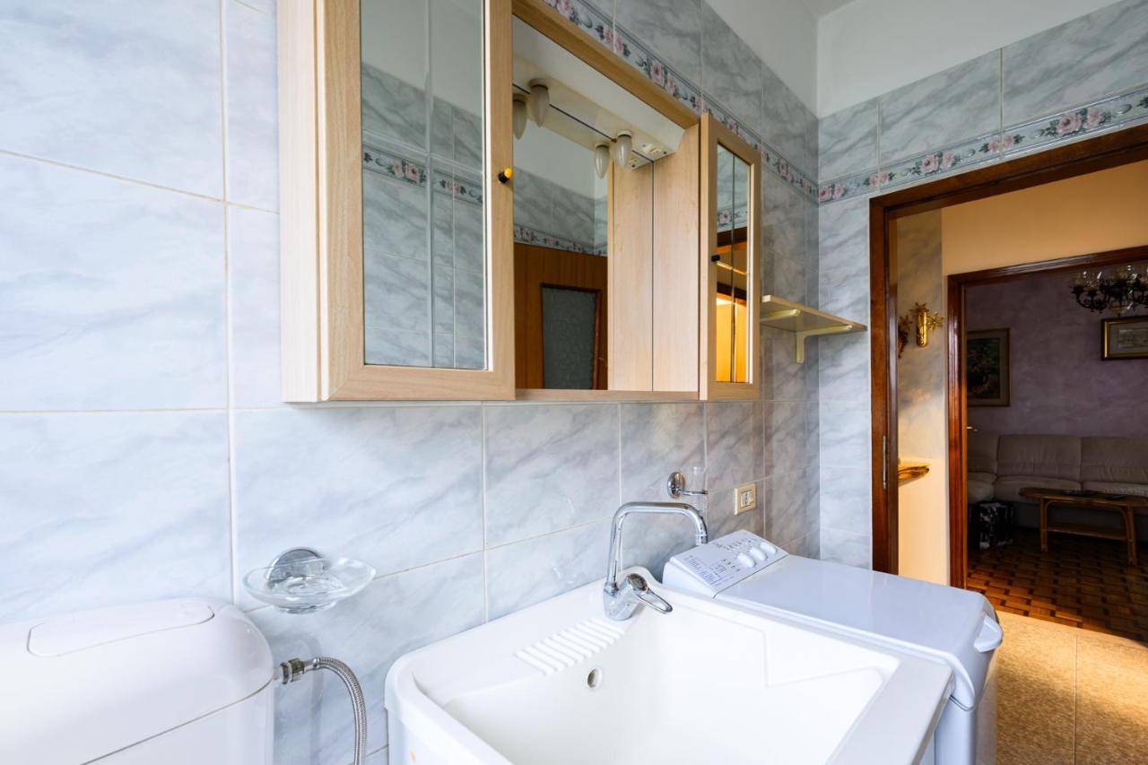 מצולומברדו Retro Apartment In The Mountains מראה חיצוני תמונה