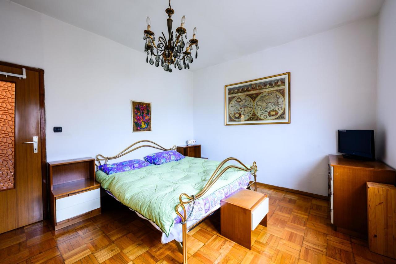 מצולומברדו Retro Apartment In The Mountains מראה חיצוני תמונה